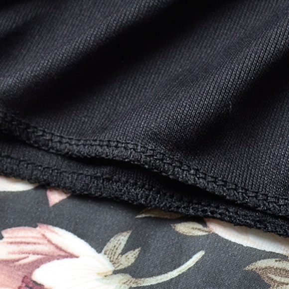 ♦️🆕 Floral V Neck Short Sleeve Slit Dress - Picture 8 of 8